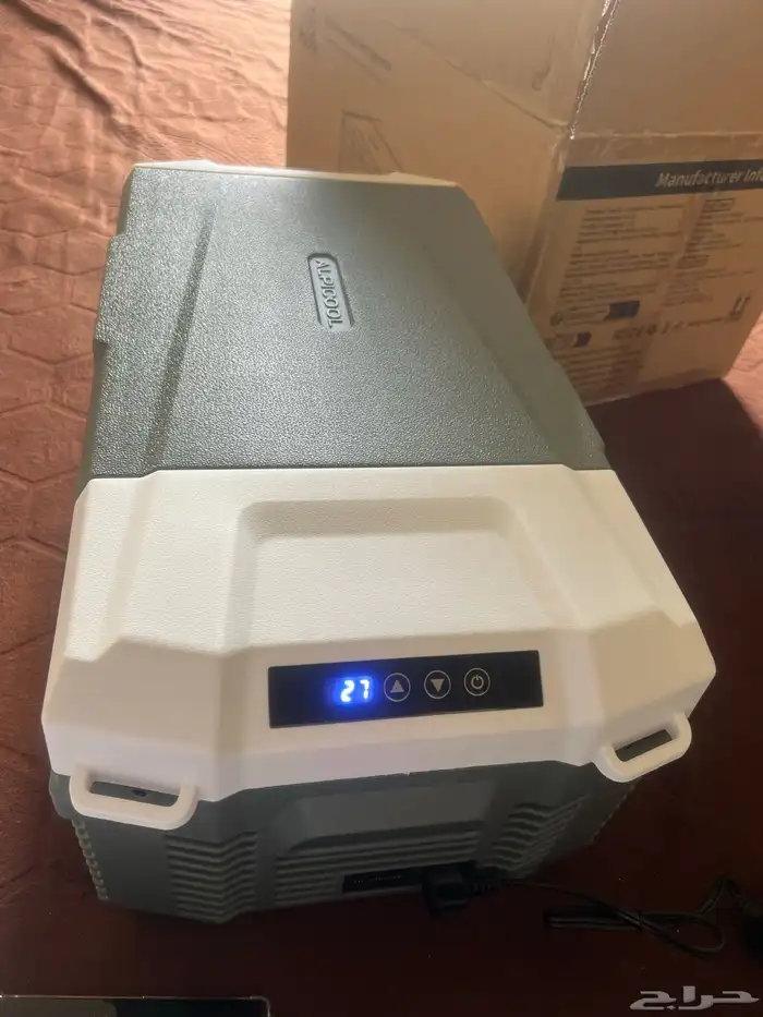 للبيع ثلاجه سيارة 2