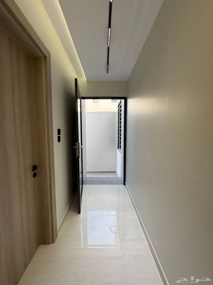 للبيع ارواف علويه وشقق ارضيه ببايكة سيارة ف احد رفيده 12