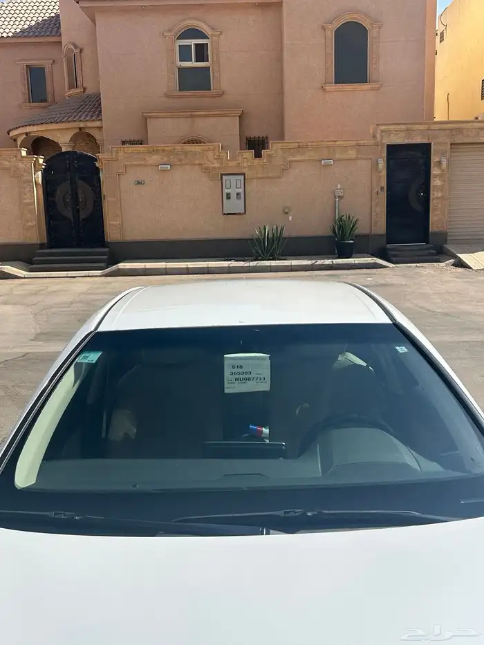 افالون 2022 سعودي XLE 4