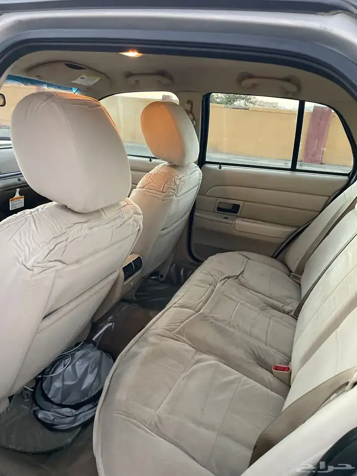 للبيع فورد فكتوريا 2011 سعودي 13