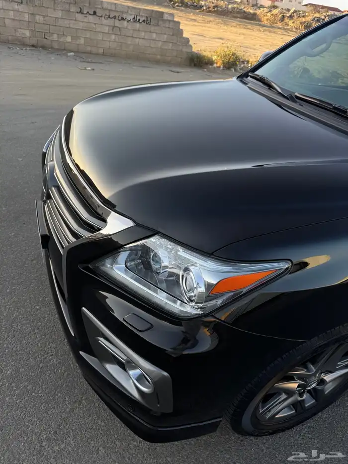 لكزس 2015 اسود عداد قليل 2