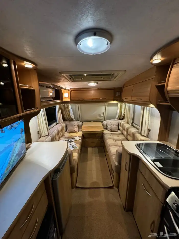 كرفان اوربي 5 متر ونص ( نظيف جدا ) 34