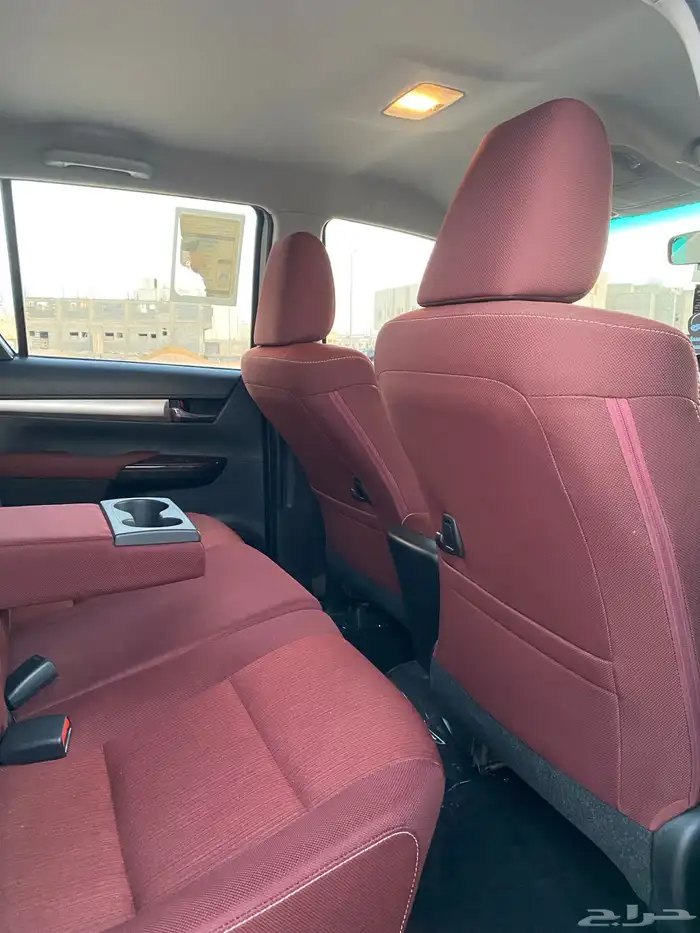 هايلوكس 2018 فل كامل وكاله ممشى 53الف مخزن بدون دبل 44