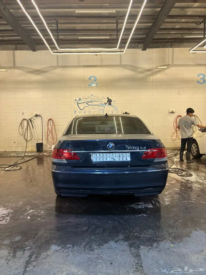 بي ام دبليو 730 8