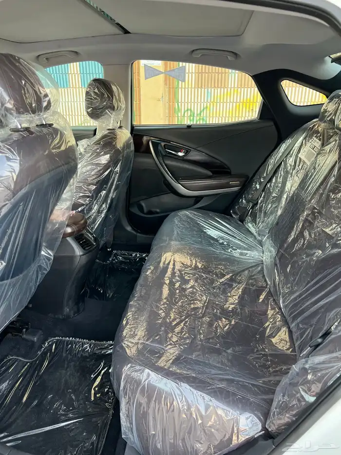 هيونداي ازيرا 2012 8