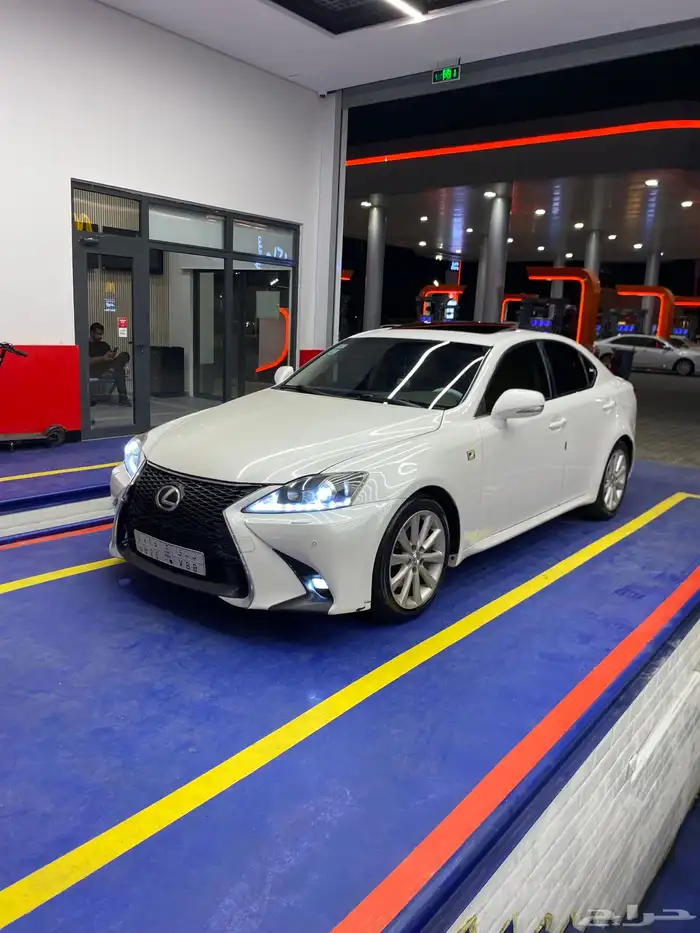 لكزس اي اس 300 للبيع موديل 2010 1