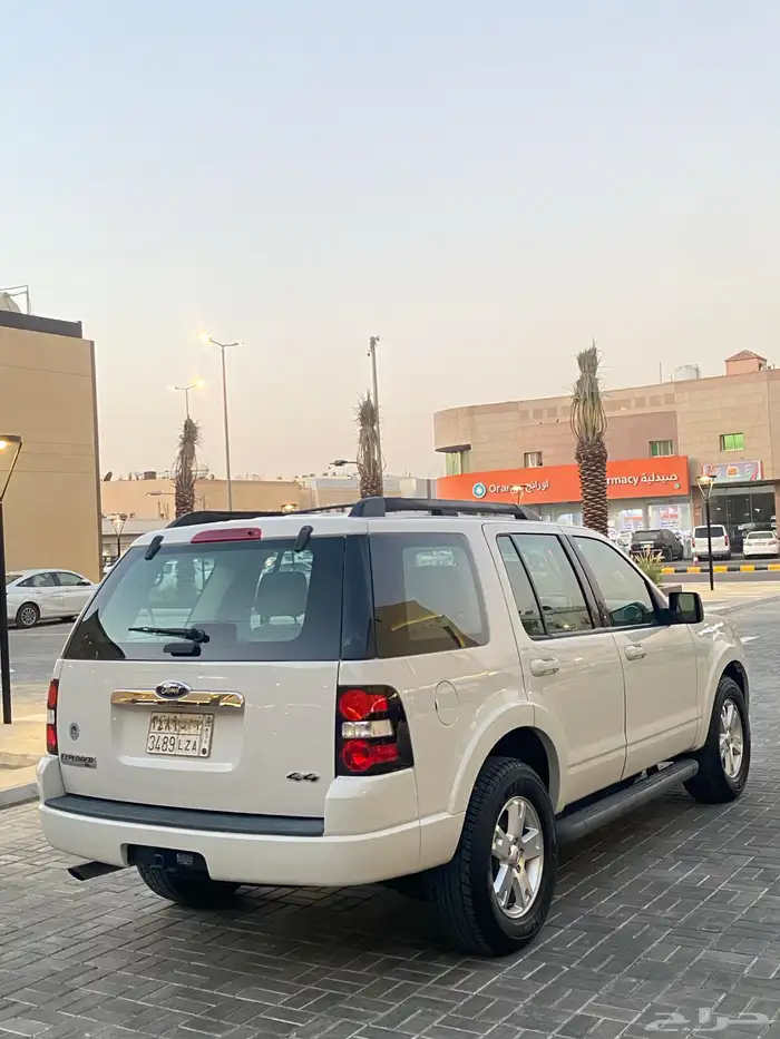 للبيع فورد اكسبلورر 2009 عداد قليل نظيف جدا 4