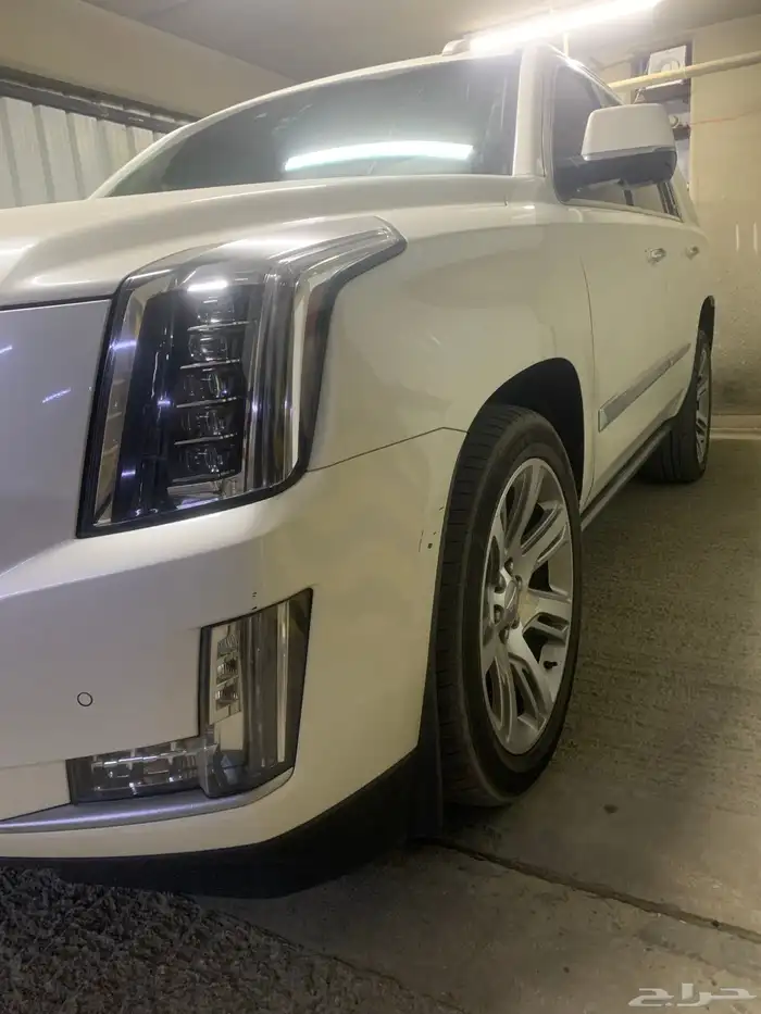 كاديلاك اسكاليد لؤلؤي 2015 2