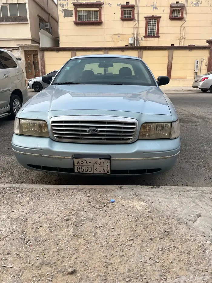 فورد فكتوريا 4