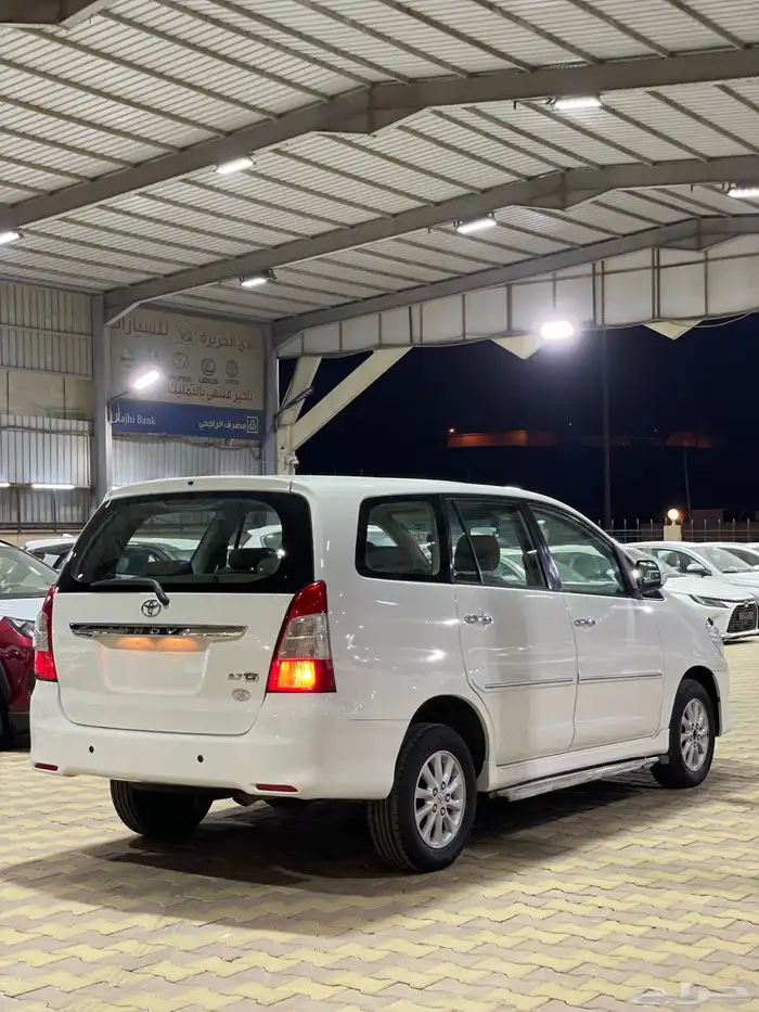 تويوتا انوفا G تماتيك فل كامل 2014 3