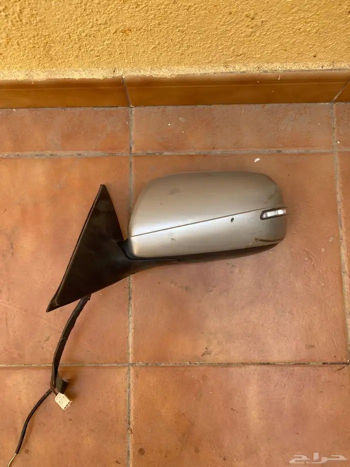 مراية كامري 2011 0