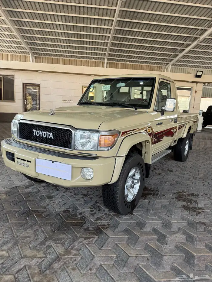 تويوتا شاص رفرف سعودي موديل 2018 3