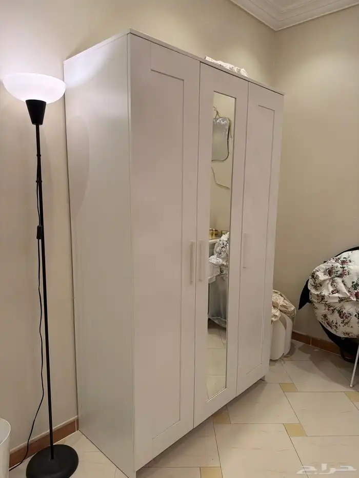 دولاب ملابس 1