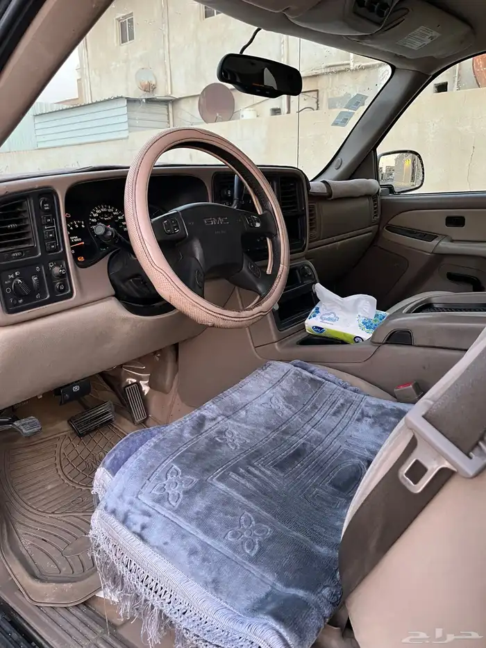 للبيع يوكن 2003 11