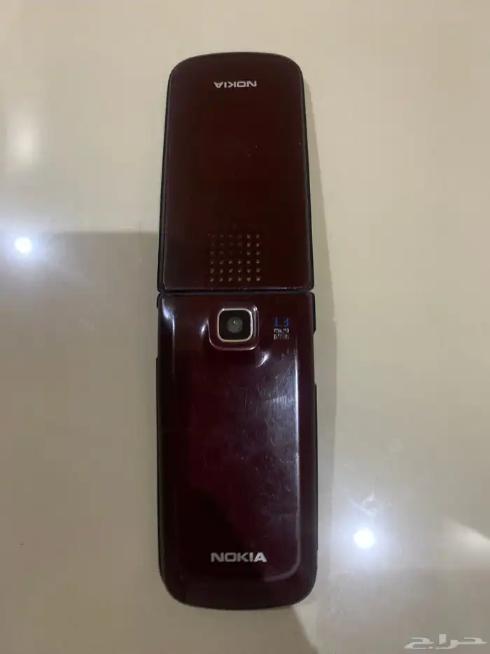 لكبار السن الطيبين Nokia Flip 2720 1