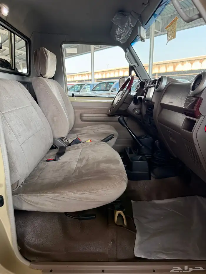 تويوتا شاص رفرف سعودي موديل 2018 23