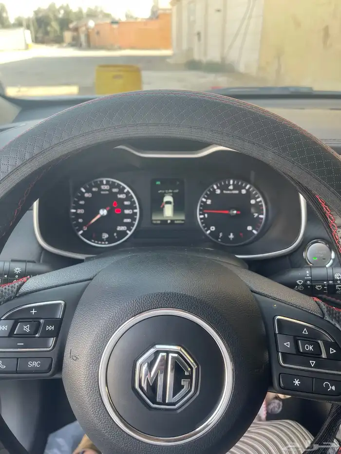 للبيع MG ZS موديل 2024 شاشه كاميرا خلفيه حساسات خلفيه انوار 2