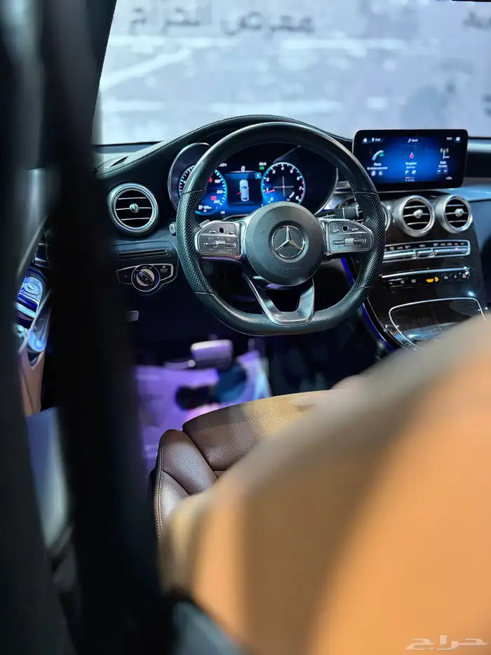 مرسيدس GLC200 موديل 2022 21