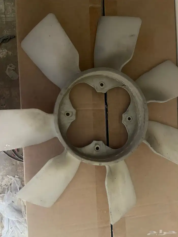 شمعات هايلكس و ريش مروحة مكينه 1