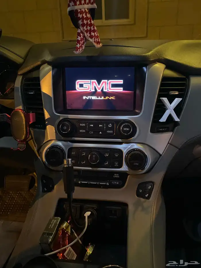 جي ام سي يوكن 2015 15