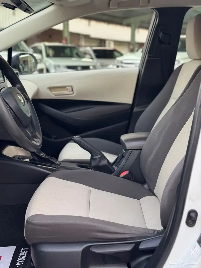 تويوتا كورولا 2023 نظيفة 17