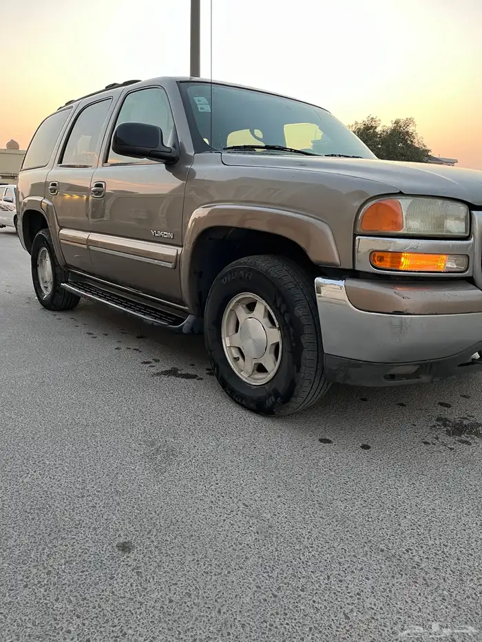 للبيع يوكن 2003 15