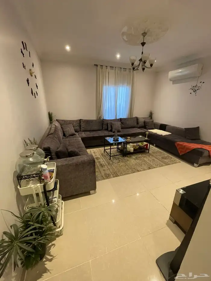 اثاث شقة شبه جديد كامل 3500 SAR للبيع (الخبر الدمام) 0