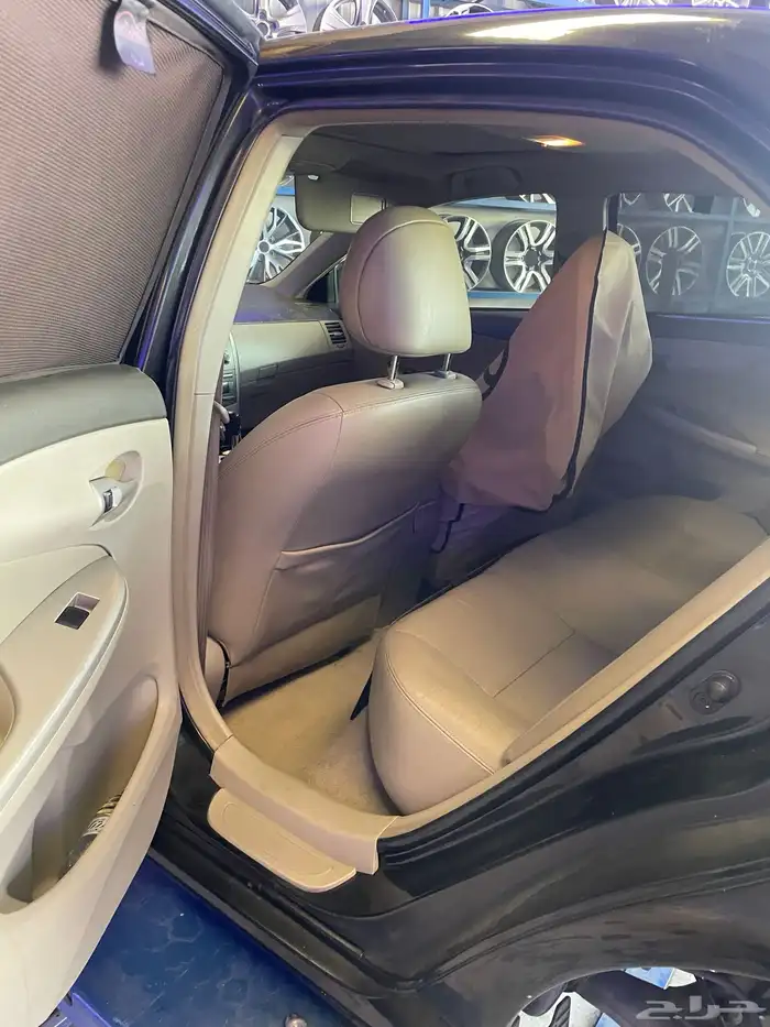 تويوتا كورولا 2010 فل كامل 7