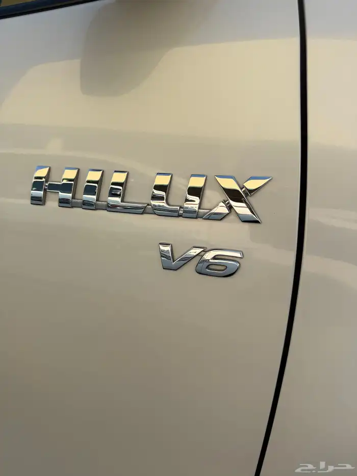 تويوتا هايلوكس دفنشر 6 سلندر موديل 2021 17