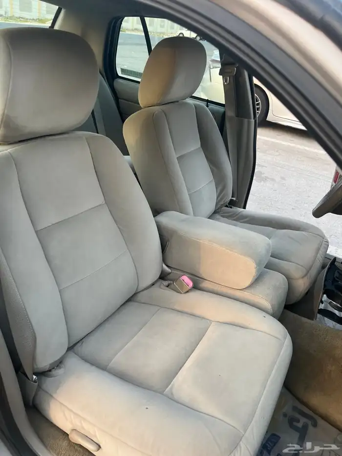 فيكتوريا للبيع 2012 24