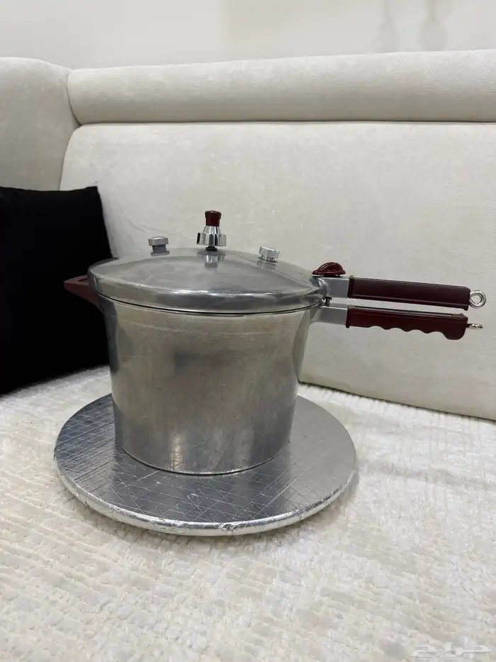 قدر الماني تيربو حجم 9 لتر 2