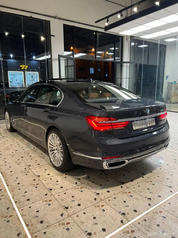 بي ام 730 2016 أعلى المواصفات وأقل سعر(لون مميز) السوم 80 0