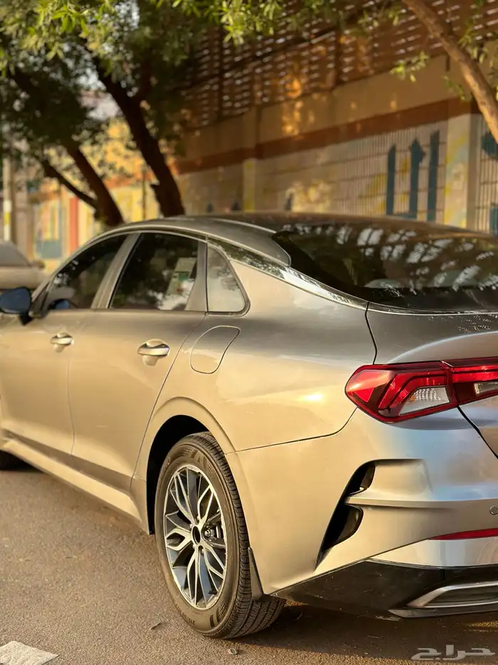 كيا k5 عداد 76 5