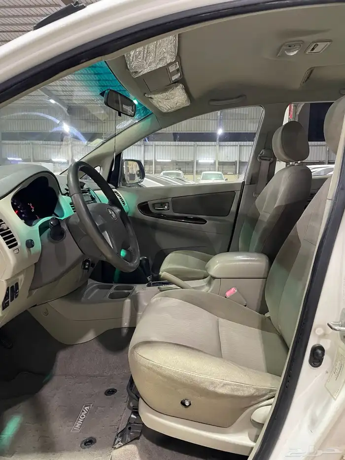 تويوتا انوفا G تماتيك فل كامل 2014 7