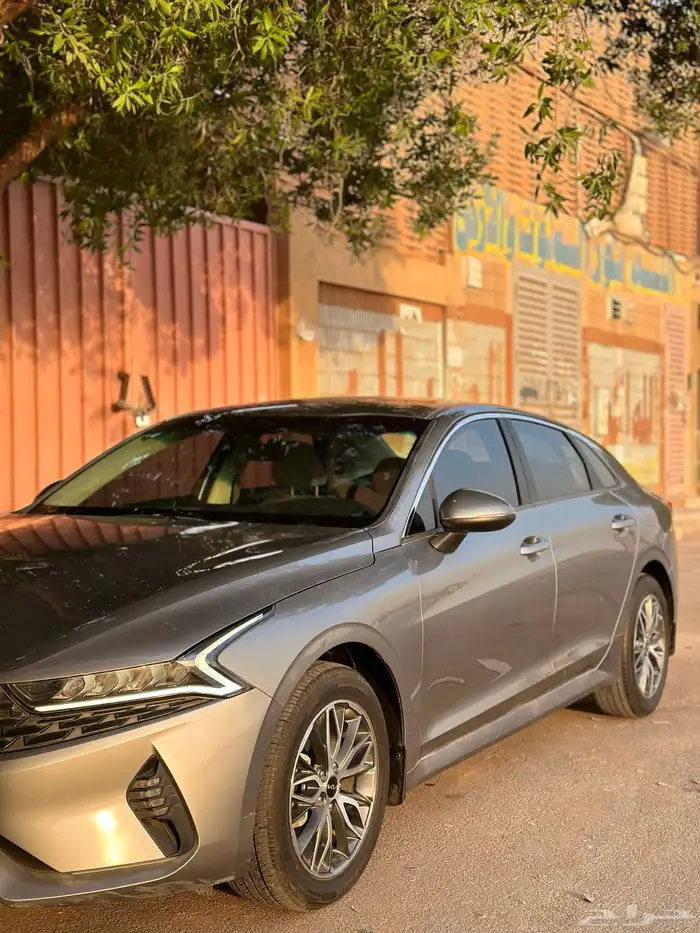 كيا k5 عداد 76 0