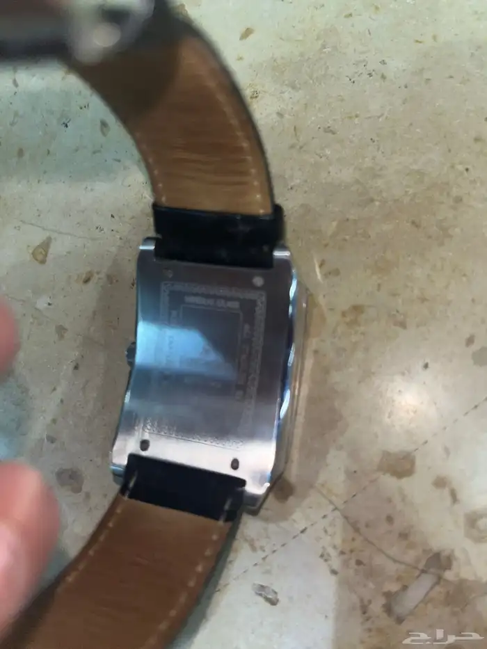 ساعة اسمهSANT-NORGE الساعة ما تشتغل شكلها حلو وقمة صنعته 1