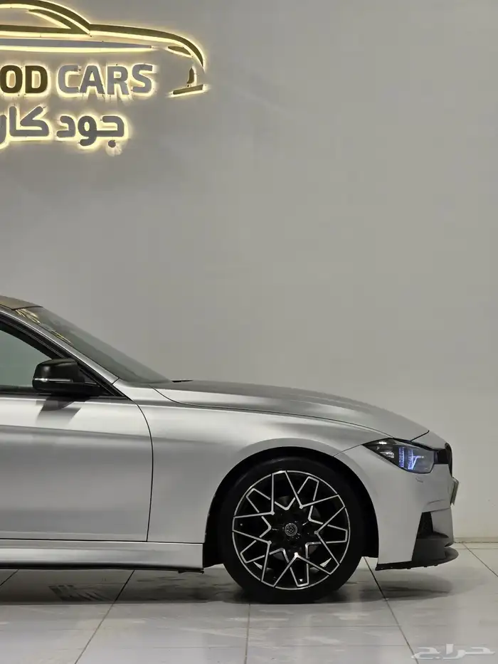 بي ام دبليو 520i موديل 2013 معدل بحالة ممتازة 7