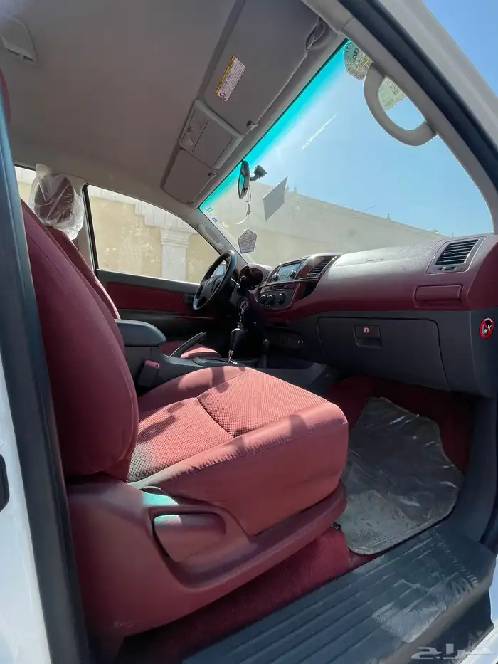 تويوتا- هايلوكس-2013-GLX-غمارتين- دبل- تماتيك- بنزين 22