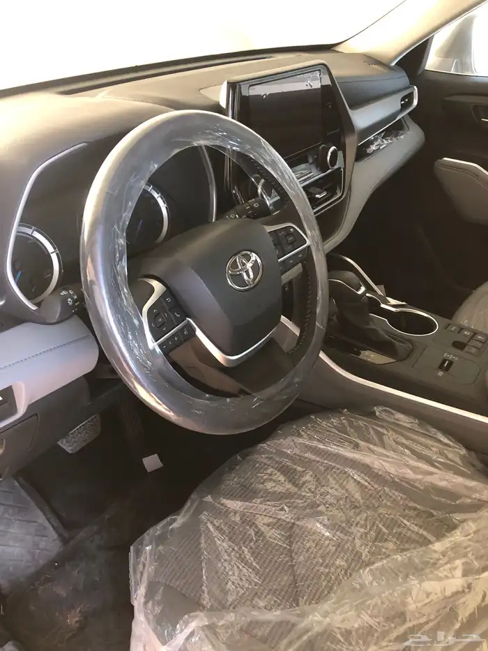 تويوتا هايلاندر GLE هايبرد 2025 8