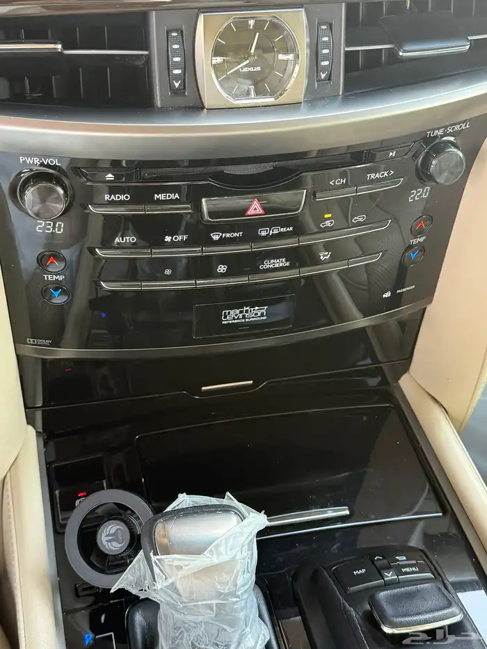 جيب لكزس LX 2018 لون كحلي منوة للمستخدم 20