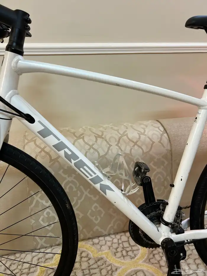 دراجة تريك TREK هجين FX3 D 12