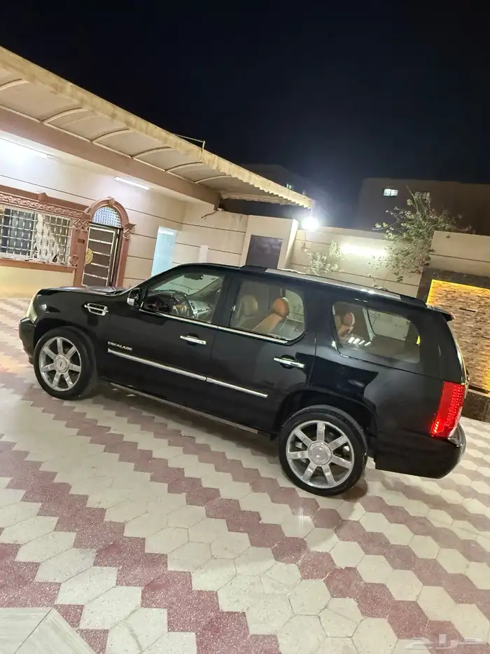 للبيع كدلك اسكاليد 2010 فل كامل 5