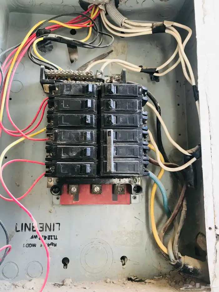 السلام عليكم   سباك كهرباء  سبق  سراميك   شغل ساوي 0