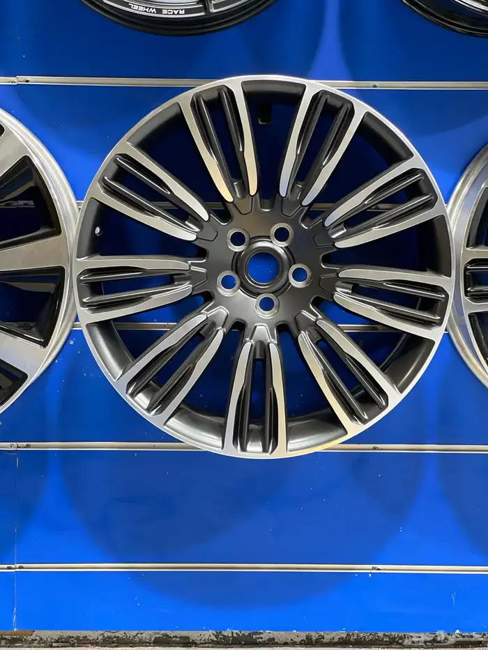 مركز الأسطورة للجنوط فرع النزهه جده 22