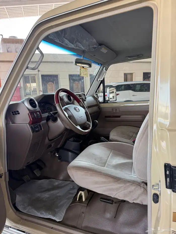 تويوتا شاص رفرف سعودي موديل 2018 18