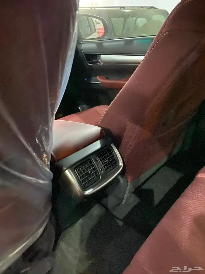 تويوتا هايلوكس 2025 بريمي دبل بنزين اقل سعر في السوق 13