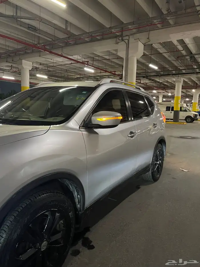 نيسان اكس تريل دبل 2015 - 7 مقاعد 5