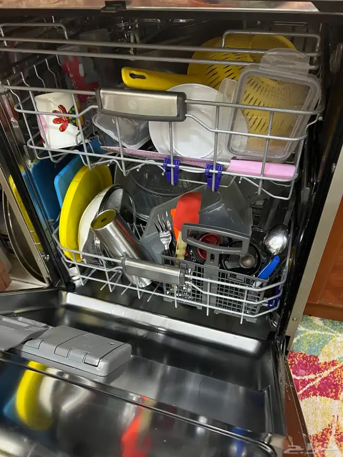 للبيع غسالة صحون LG 1