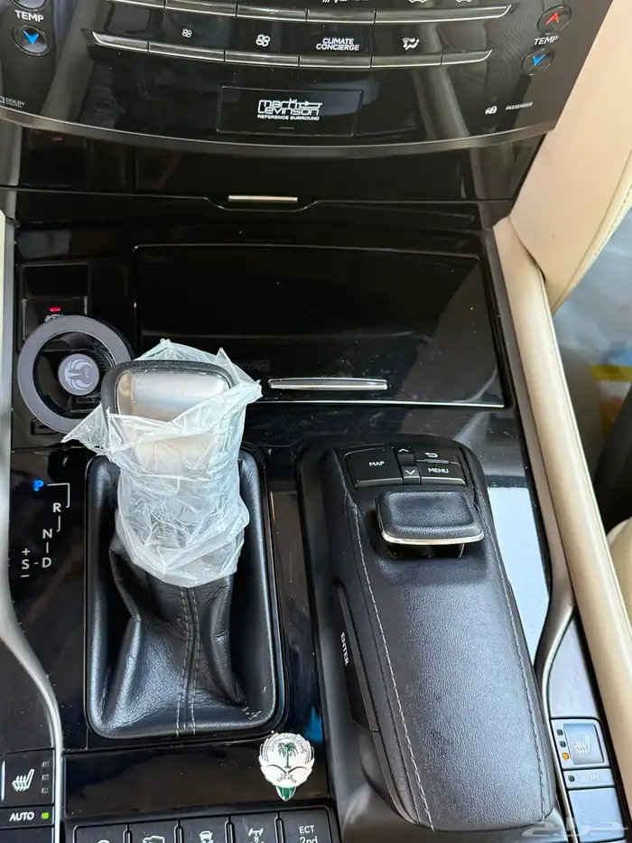 جيب لكزس LX 2018 لون كحلي منوة للمستخدم 10