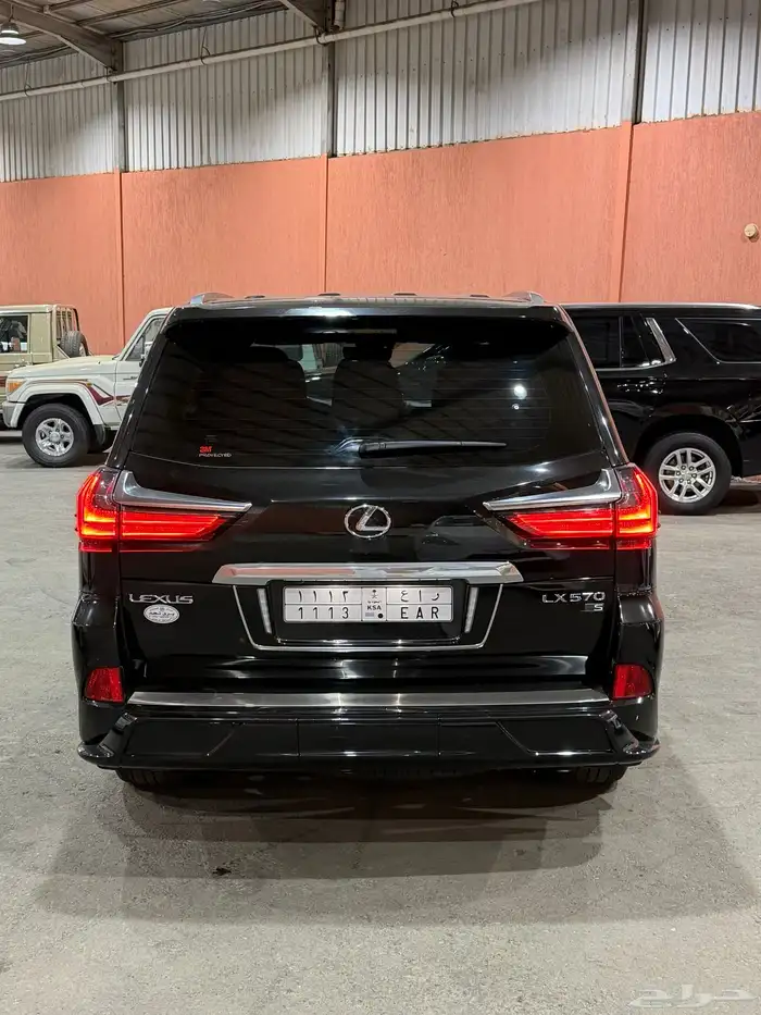 لكزس 2021 LX570 سبورت سعودي 8